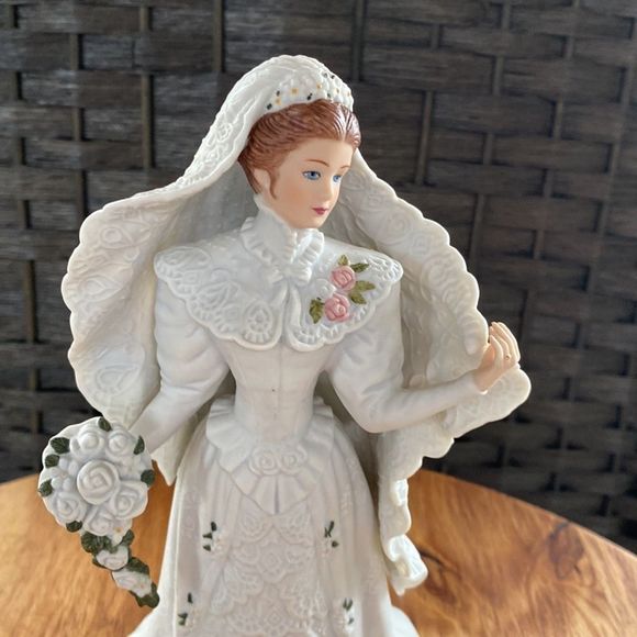 The Centennial Bride by Lenox Fine Porcelain Figurine - Picture 2 of 12